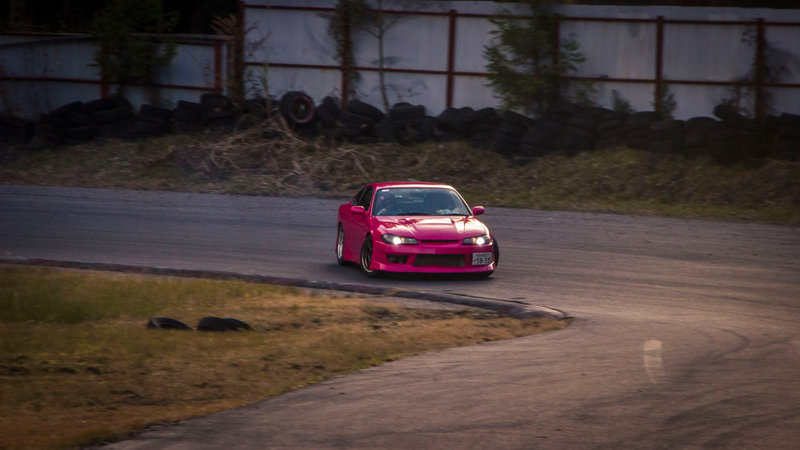 Illustration for article titled Pictures of the last drift session of the day, yesterday @ Auto Land Tsukude...